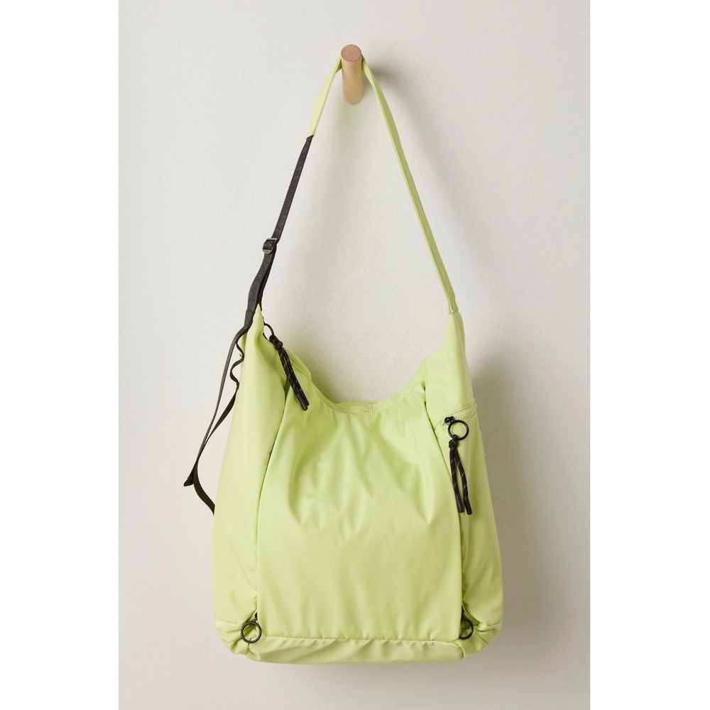 Free People Movement No Time Zones Carryall Tote Bag Cream Nylon Gym Travel - Picture 3 of 5